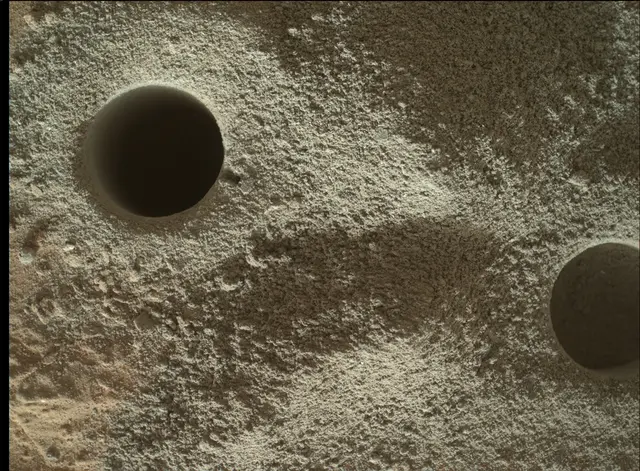 Sol 230: Mars Hand Lens Imager (MAHLI)