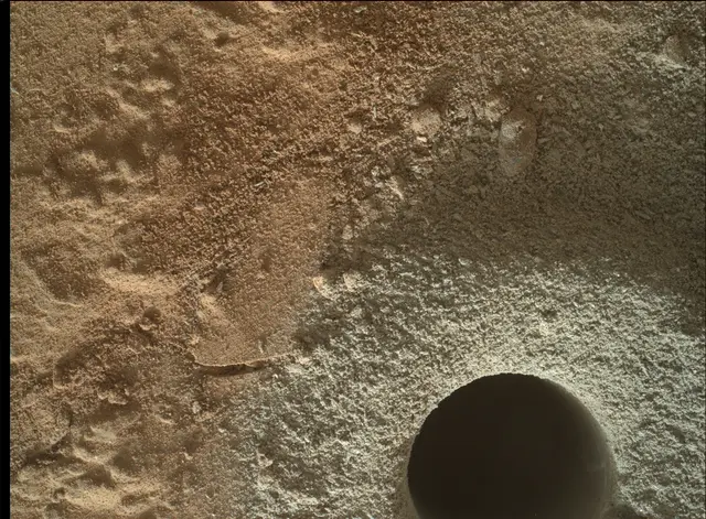 Sol 230: Mars Hand Lens Imager (MAHLI)