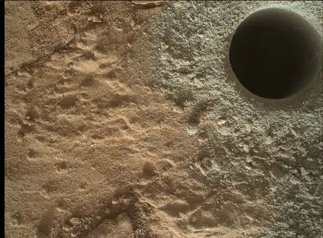 Sol 230: Mars Hand Lens Imager (MAHLI)