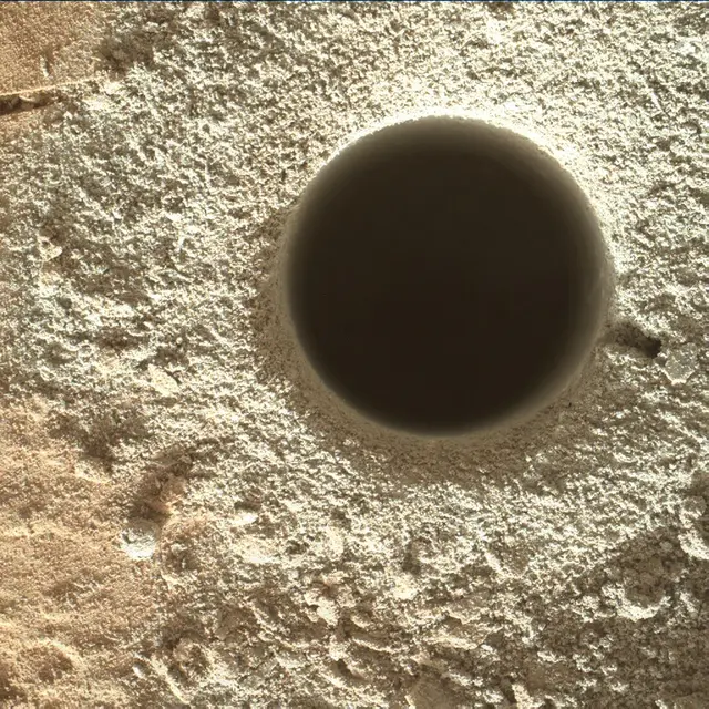 Sol 230: Mars Hand Lens Imager (MAHLI)