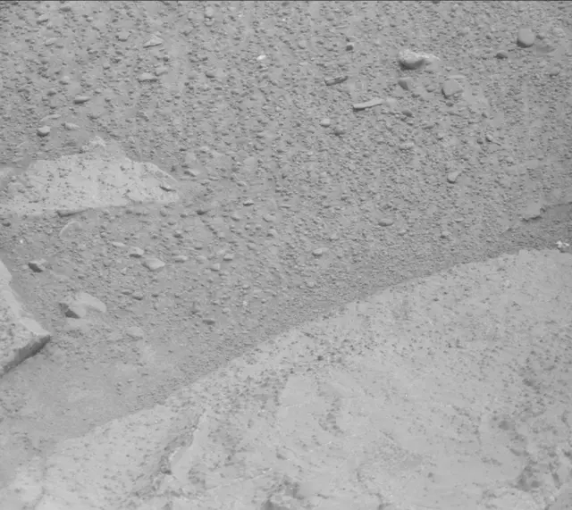 Sol 233: Mast Camera (Mastcam)