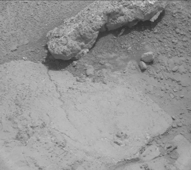 Sol 233: Mast Camera (Mastcam)