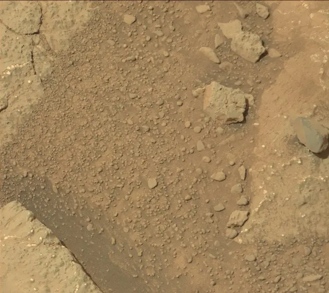 Sol 234: Mast Camera (Mastcam)