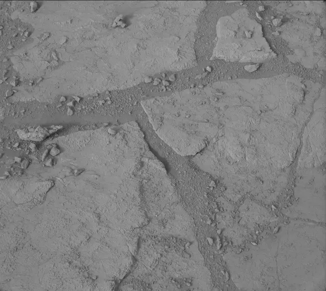Sol 270: Mast Camera (Mastcam)