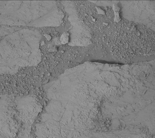Sol 270: Mast Camera (Mastcam)