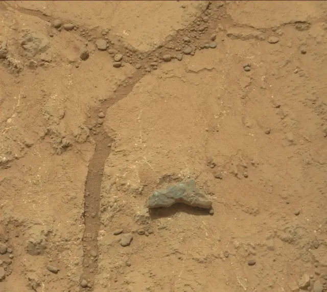 Sol 270: Mast Camera (Mastcam)