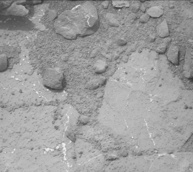 Sol 270: Mast Camera (Mastcam)