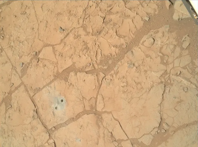 Sol 270: Mars Hand Lens Imager (MAHLI)