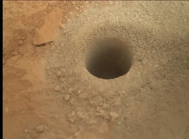 Sol 270: Mars Hand Lens Imager (MAHLI)