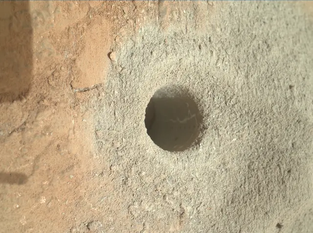 Sol 270: Mars Hand Lens Imager (MAHLI)
