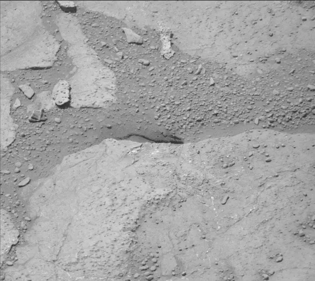 Sol 271: Mast Camera (Mastcam)