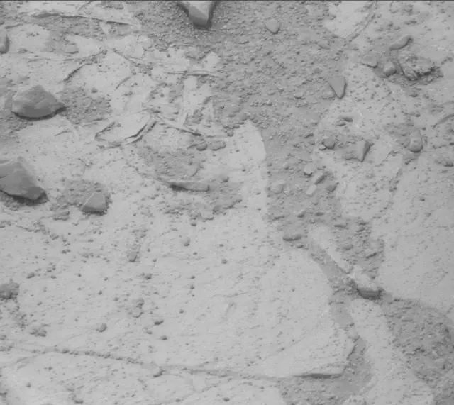 Sol 271: Mast Camera (Mastcam)