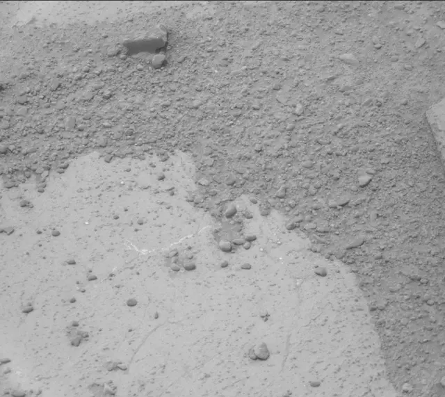 Sol 271: Mast Camera (Mastcam)