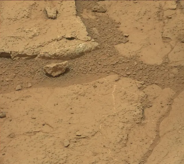 Sol 271: Mast Camera (Mastcam)