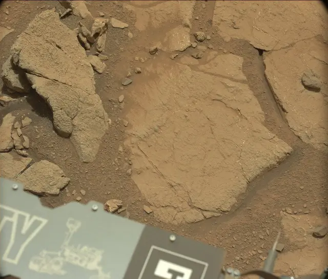 Sol 272: Mast Camera (Mastcam)