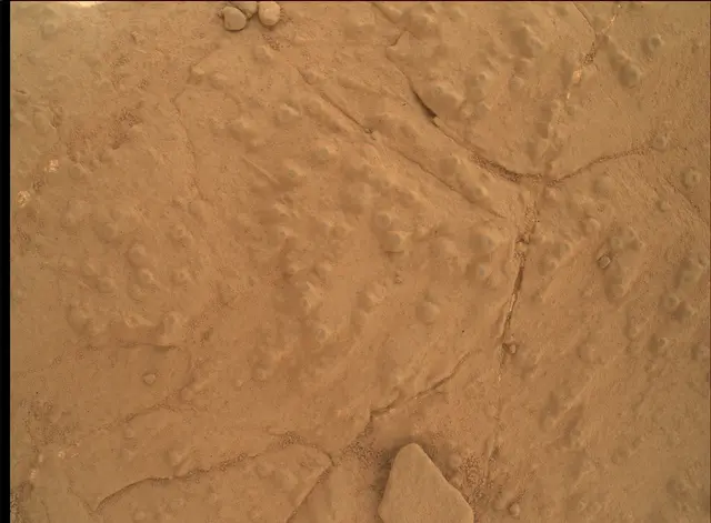 Sol 275: Mars Hand Lens Imager (MAHLI)