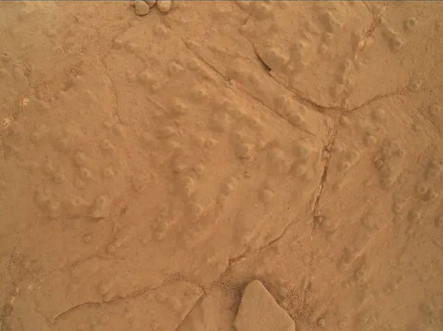 Sol 275: Mars Hand Lens Imager (MAHLI)