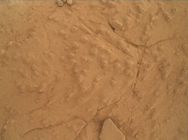 Sol 275: Mars Hand Lens Imager (MAHLI)