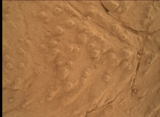 Sol 276: Mars Hand Lens Imager (MAHLI)