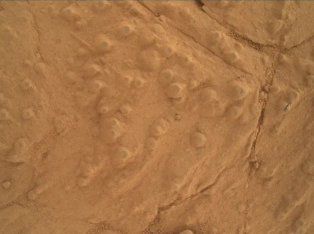 Sol 276: Mars Hand Lens Imager (MAHLI)