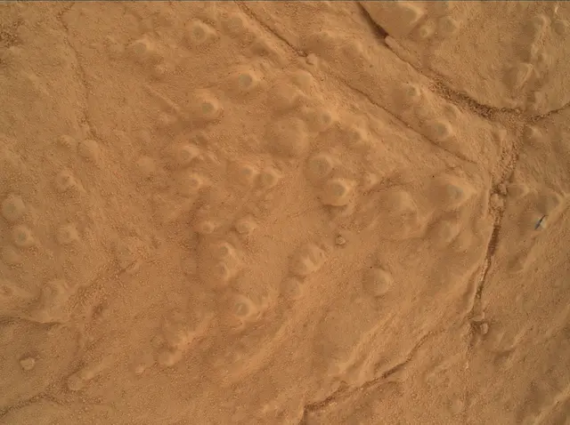 Sol 276: Mars Hand Lens Imager (MAHLI)