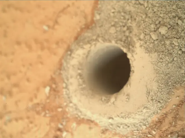 Sol 279: Mars Hand Lens Imager (MAHLI)