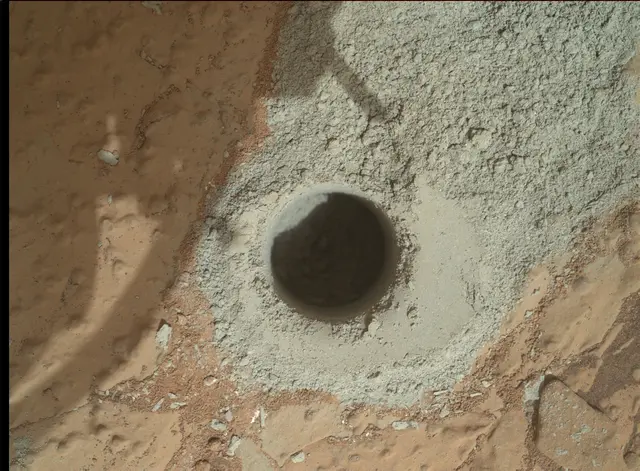 Sol 279: Mars Hand Lens Imager (MAHLI)