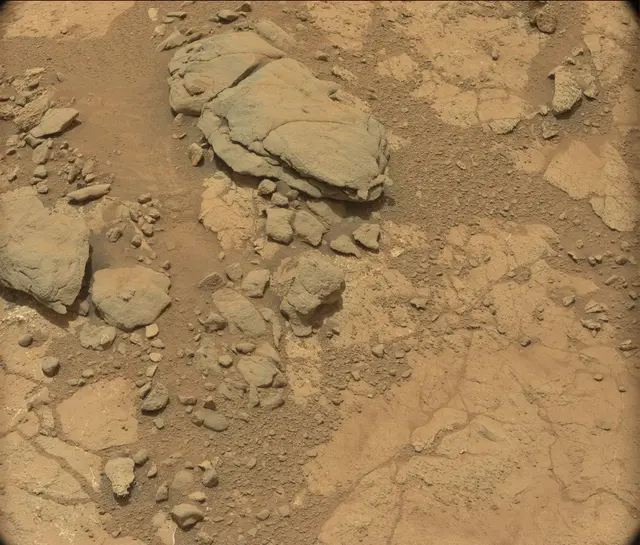 Sol 283: Mast Camera (Mastcam)