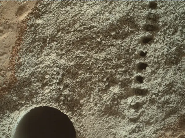 Sol 283: Mars Hand Lens Imager (MAHLI)