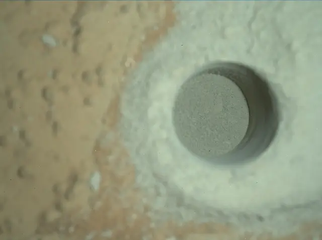 Sol 292: Mars Hand Lens Imager (MAHLI)