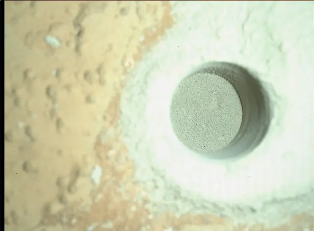 Sol 292: Mars Hand Lens Imager (MAHLI)