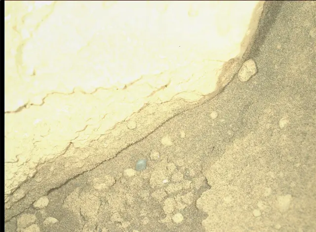 Sol 292: Mars Hand Lens Imager (MAHLI)