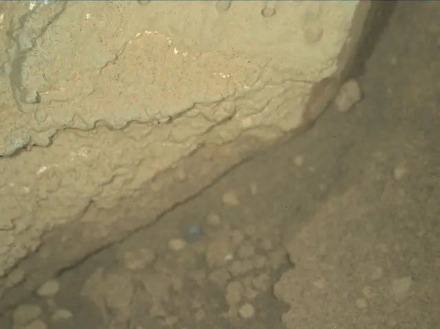 Sol 292: Mars Hand Lens Imager (MAHLI)
