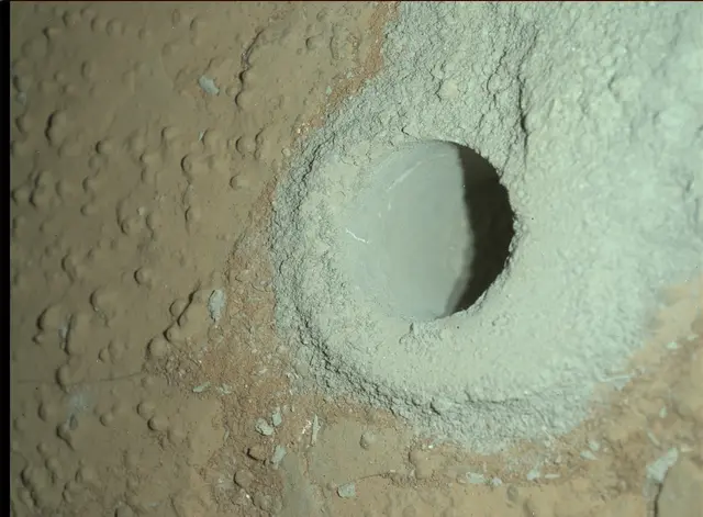 Sol 292: Mars Hand Lens Imager (MAHLI)