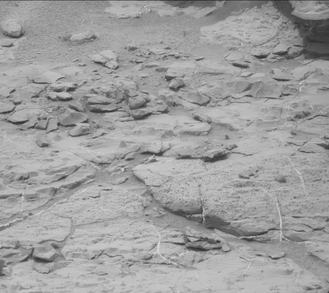 Sol 297: Mast Camera (Mastcam)