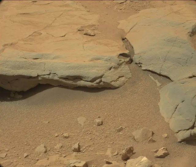 Sol 298: Mast Camera (Mastcam)