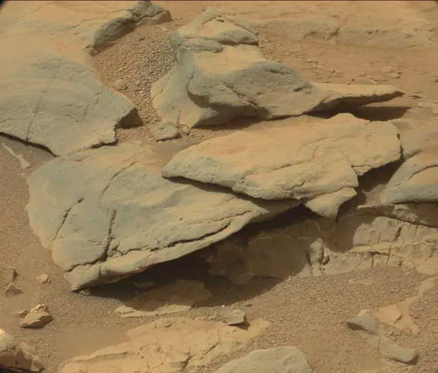 Sol 298: Mast Camera (Mastcam)
