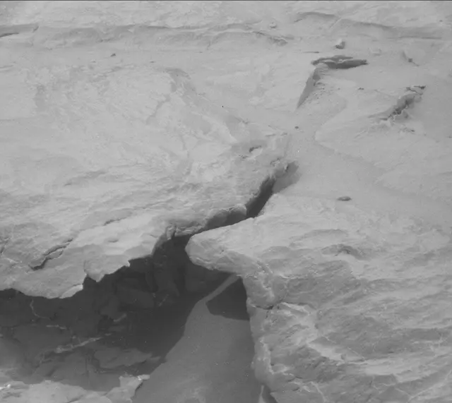 Sol 298: Mast Camera (Mastcam)