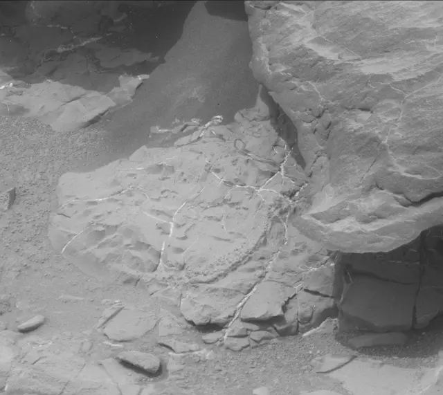 Sol 298: Mast Camera (Mastcam)