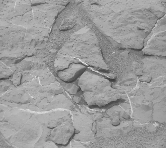 Sol 298: Mast Camera (Mastcam)