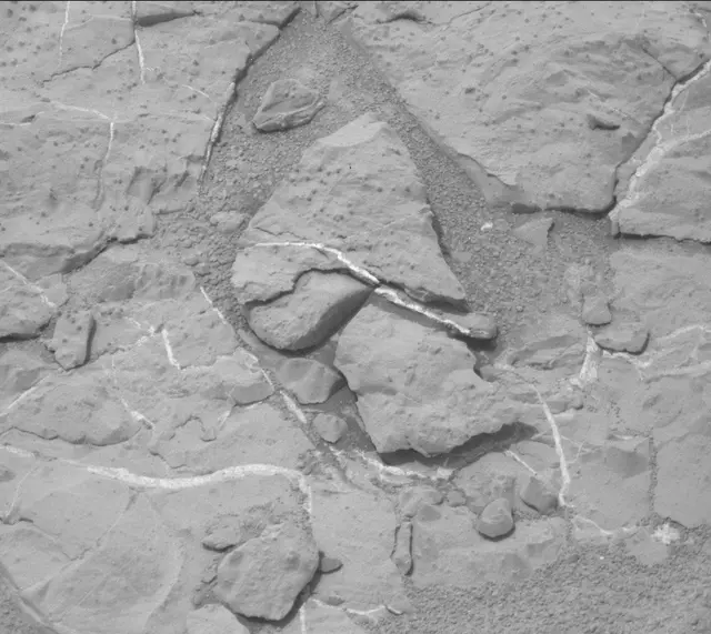 Sol 298: Mast Camera (Mastcam)