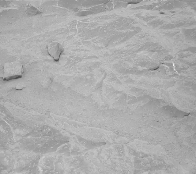 Sol 301: Mast Camera (Mastcam)