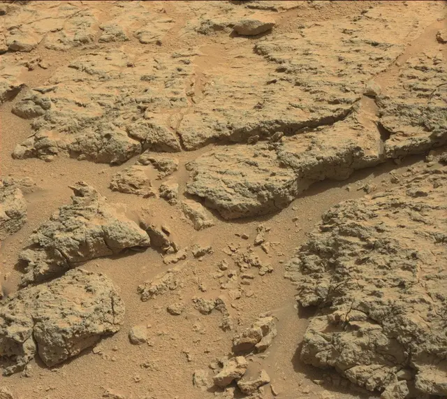 Sol 302: Mast Camera (Mastcam)