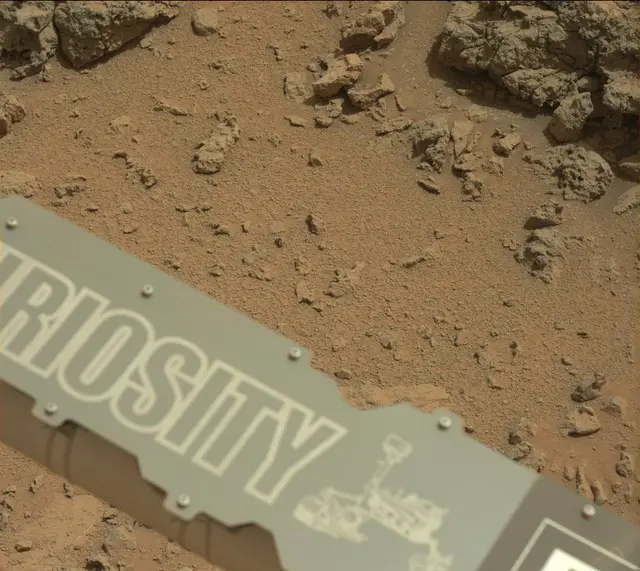 Sol 302: Mast Camera (Mastcam)