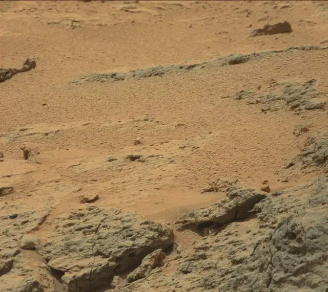 Sol 302: Mast Camera (Mastcam)