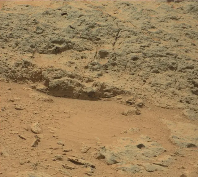 Sol 302: Mast Camera (Mastcam)