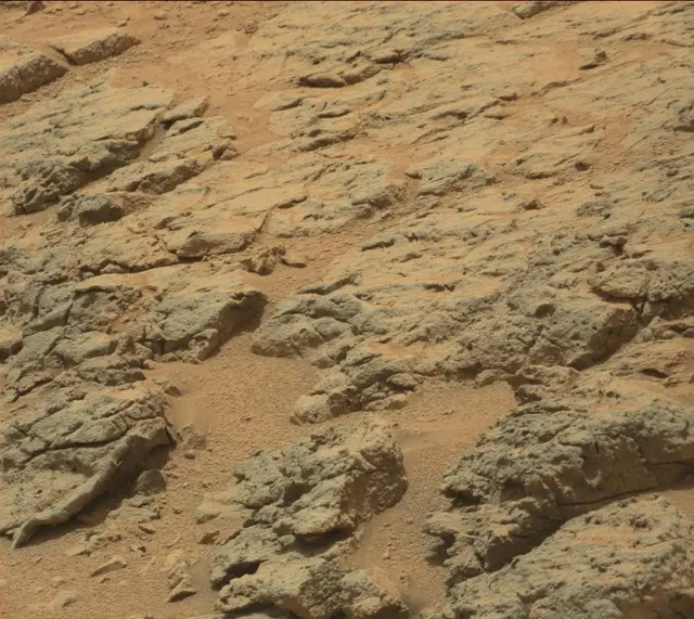 Sol 302: Mast Camera (Mastcam)