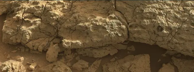 Sol 303: Mast Camera (Mastcam)