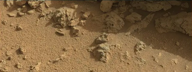 Sol 303: Mast Camera (Mastcam)