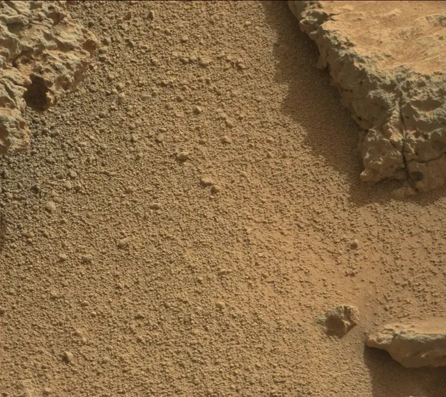Sol 303: Mast Camera (Mastcam)